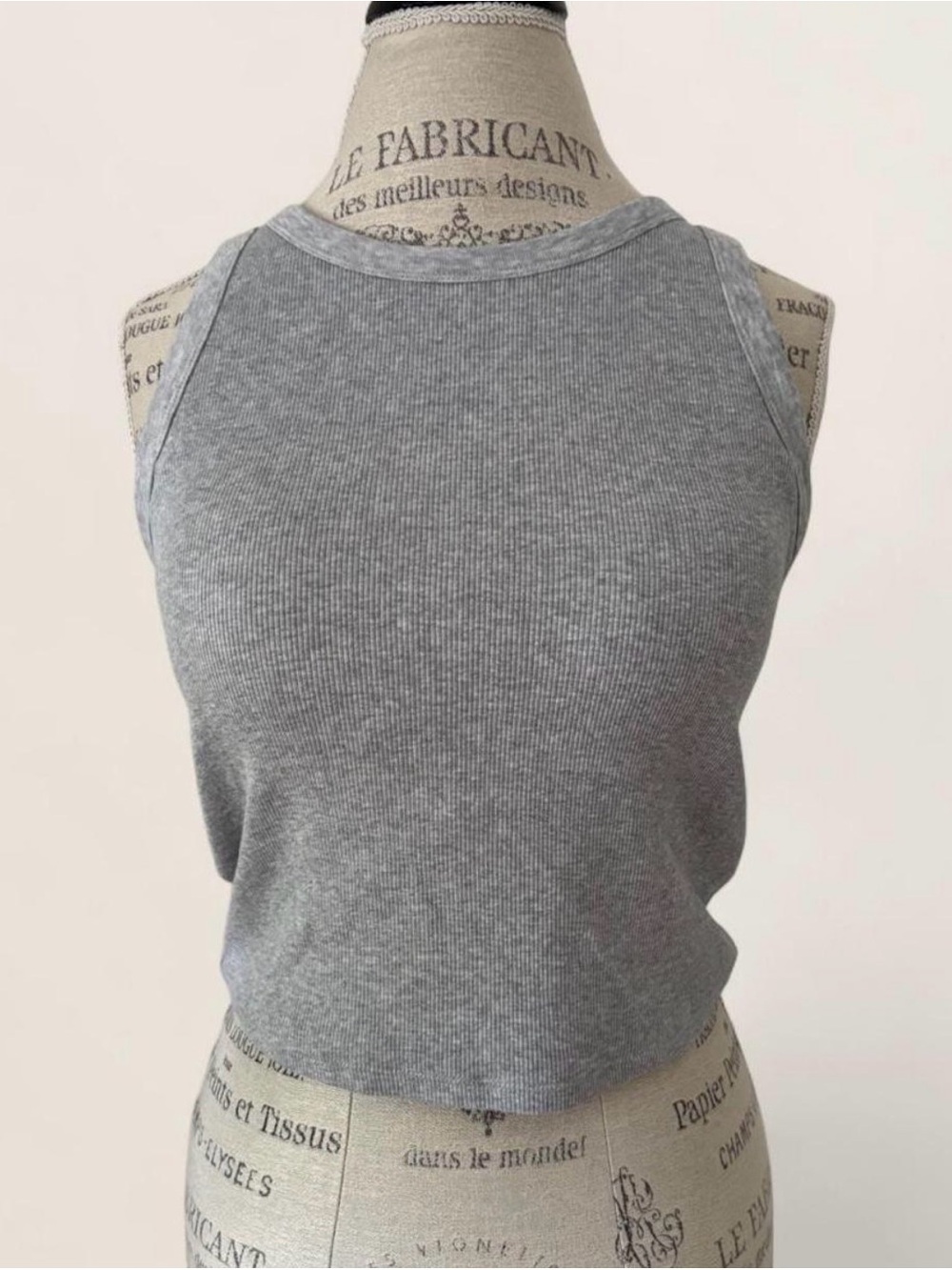 Uniqlo Grey Ribbed Sleeveless Crop Tank